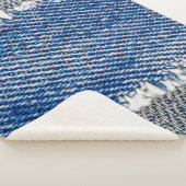 デニムの枠。縁付きの裂け目のあるデニム織物 シェルパブランケット (3/4)