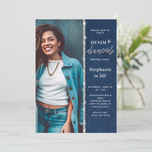 デニムダイヤきらきら光るズグリッター写真50誕生日 招待状 (スタンド正面)