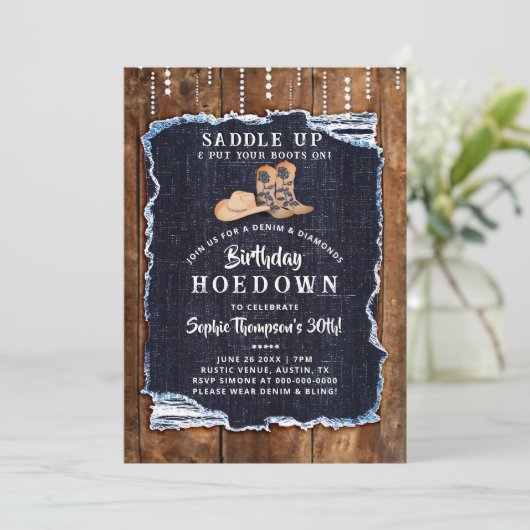 デニムダイヤモンド女性のカーボーイシッ素朴クホームダウン誕生日 招待状 (スタンド正面)