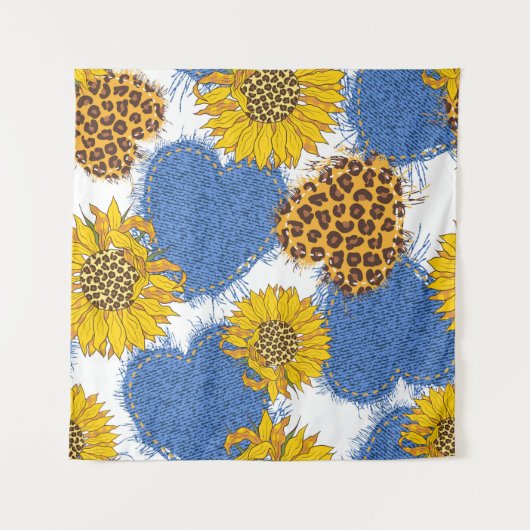 デニムハートは、裂けた縁と裂けた布で作られる タペストリー (正面)