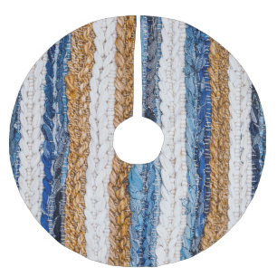 デニムパッチワーク:リサイクルジーンズの敷物。 ブラッシュドポリエステルツリースカート