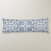 デニムブルーの花柄 ボディピロー (裏面)