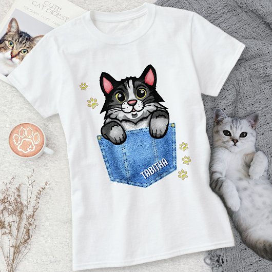 デニムポケットフェイクにタキシード猫名前をカスタムする Tシャツ