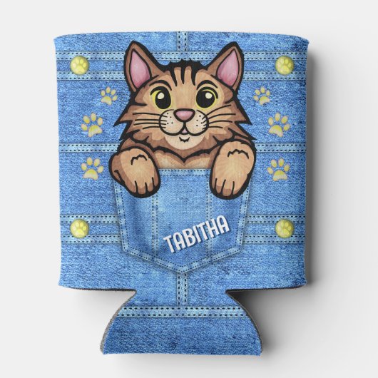 デニムポケットフェイク入りブラウンキャット名前をカスタムする 缶クーラー (裏面)