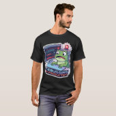 デバッグ中のカエル - 面白いプログラマ& Tシャツ (正面フル)