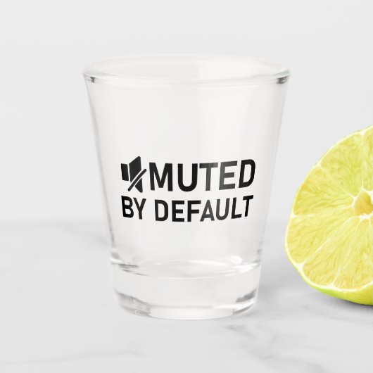 デフォルトのミニマルTシャツオーディオV1でミュート ショットグラス (正面)