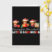 デブドクスティーが最もかわいいトナカイの母親Bを世話する カード (黄色い花)