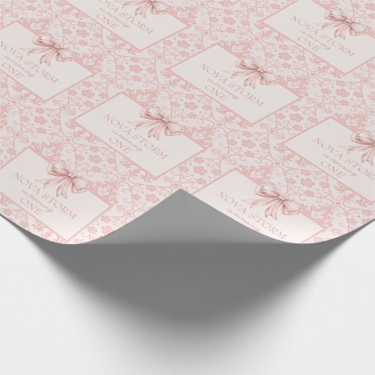 デマスパーソナライズされたク赤面ピンクコケットマイルストーン ラッピングペーパー (角)
