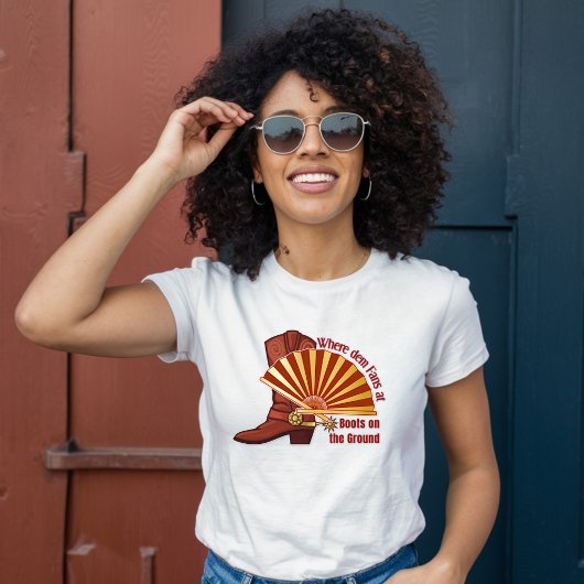 デムのファンが待ち受けている場所では、地面に靴を履ユニセックスく Tシャツ