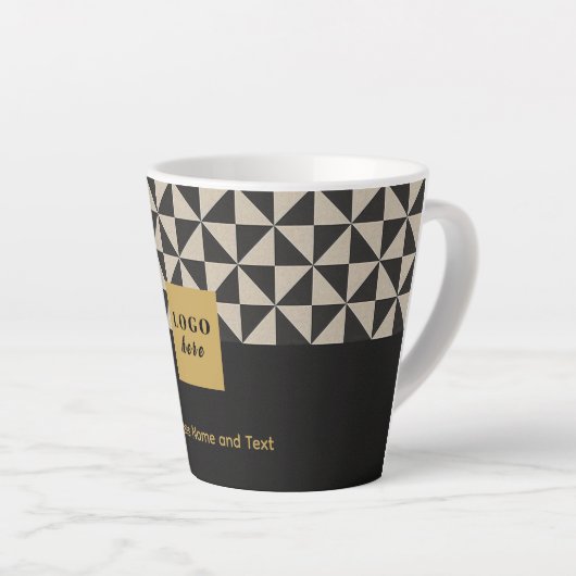 デュオブラックとグレーのクラフト – ビジネスロゴラテマグカップ カフェラテマグ (右アングル)