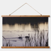 デュスクウッドでトランペーター白鳥ペアをトッピングのタペストリー 吊り下げ型タペストリー (正面2)