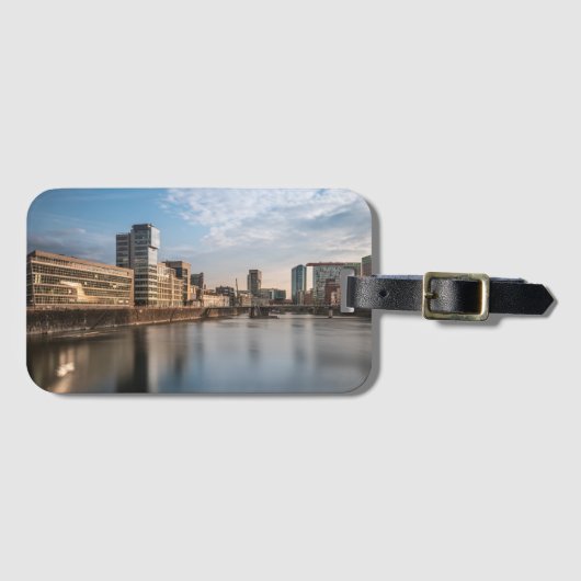 デュッセルドルフドイツ ラゲッジタグ (正面横)