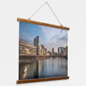 デュッセルドルフドイツ 吊り下げ型タペストリー (傾斜あり)