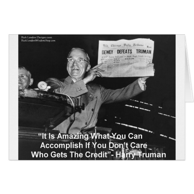 デューイビートトおもしろいラマンギフトTeeボタンなど (正面横)