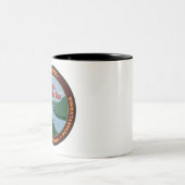 デラウェアの水不足 ツートーンマグカップ (中央)