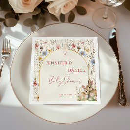 デリケートなベージュワイルドフラワーベビーシャワーバニー スタンダードカクテルナプキン