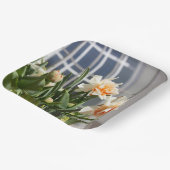 デリケートな可愛い水仙春 ペーパープレート (傾斜あり)