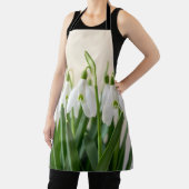 デリケートな白スノードロップの花 春の開花 エプロン (インサイチュ)