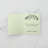 デリケートな緑の白いフローラリングや輪 パーソナライズされた カード (内部)
