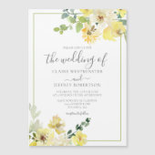 デリケートな黄色のフローラセージ結婚グリーン マグネット招待状 (正面)