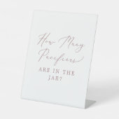 デリケートバラ何個のパシファイア赤ちゃんシャワーゲーム 台座サイン (正面)