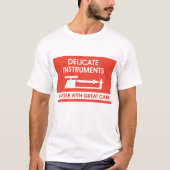 デリケート楽器標識 Tシャツ (正面)