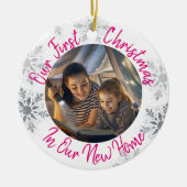 デルの初めてのクリスマスの新しいホーム（写真付き） -ピンク セラミックオーナメント (正面)