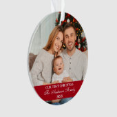 デルの初めてのクリスマスファミリーフォトレッド オーナメント (正面)