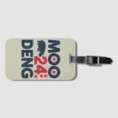 デングモー2024デングモーデングモーキュートベビーヒッポ ラゲッジタグ (正面横)