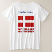 デンマークとデンマーク国旗のカスタマイズ プラスサイズTシャツ (デザイン裏面)