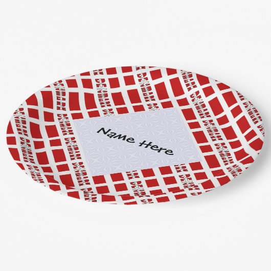 デンマークとデンマーク国旗のタイル貼りパーソナライズされた ペーパープレート (アングル)