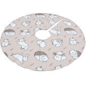 デンマークの森林動物クリスマスツリーアクセサリー ブラッシュドポリエステルツリースカート (アングル)