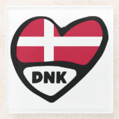 デンマーク国コードフラグハートピンバッジ， DNK ガラスコースター (正面)
