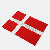 デンマーク国旗の歓迎ドアマット – Velkommen ドアマット (アングル)