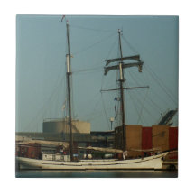 デンマーク港のオランダのスクーナー船