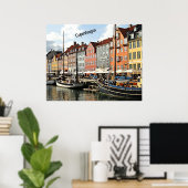 デンマーク、コペンハーゲンの風光明媚な運河 ポスター (ホームオフィス)