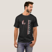 デンマーク - Danmark デンマーク国旗 - 地図のお土産 Tシャツ (正面フル)