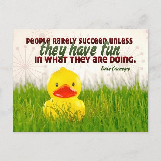 デール・カーネギー感動的引用文「おもしろいを持つ」 ポストカード (正面)
