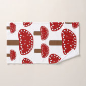 トアドスツール赤い森のキノコのパターン バスタオルセット (ハンドタオル)