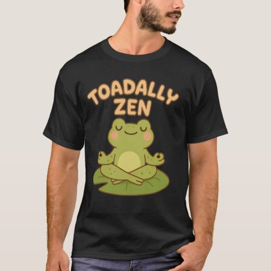 トアドリおもしろいー禅のカエルめい想の心 Tシャツ (正面)