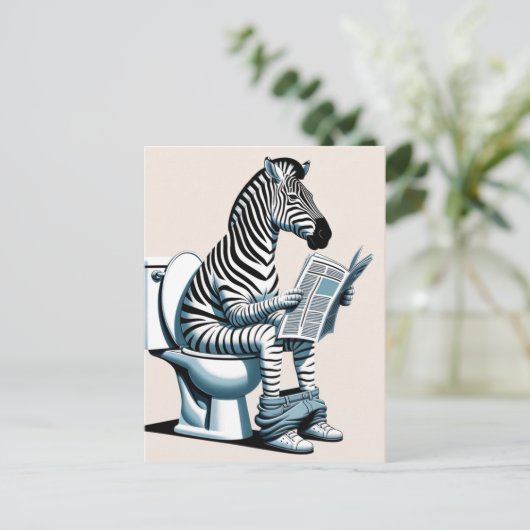 トイレおもしろいの新聞に読のゼブラ ポストカード (スタンド正面)