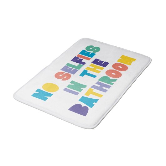 トイレにセルフィーがないおもしろい バスマット (アングル)