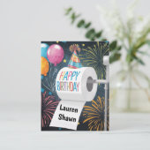 トイレットペーパーの誕生日帽子風船花火 ポストカード (スタンド正面)