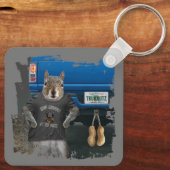 トゥルクNutz – リスおもしろいトトラックナット キーホルダー (裏面)