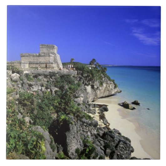 トゥルム、メキシコ タイル (正面)