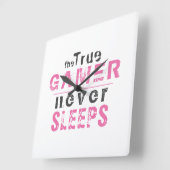 トゥルーゲーマーネーブスリープピンクタイポグラフィゲーマー スクエア壁時計 (傾斜)