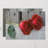 トゥーレッドローズ&バーンウッドウェディング招待 招待状 (正面/裏面)