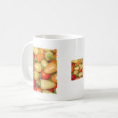 トウガラシの赤い黄色いおよびオレンジ コーヒーマグカップ (正面左)