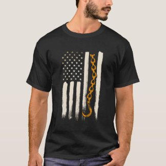 トウトラックドライバーのギフトアメリカ国旗の愛国的なトウ Tシャツ