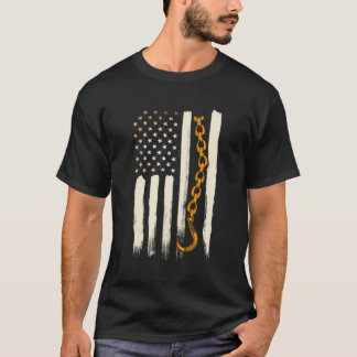 トウトラックドライバーのギフトアメリカ国旗の愛国的なトウ Tシャツ